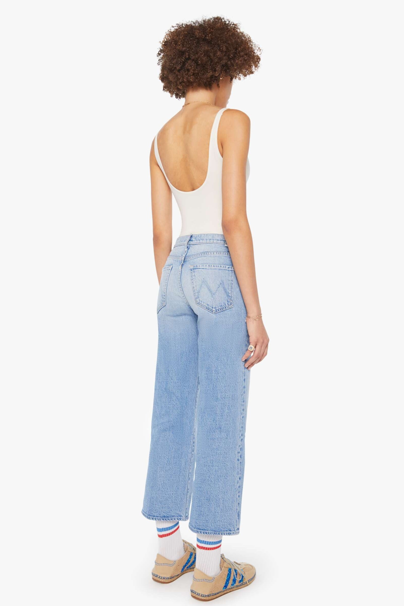 Mother Denim Mid Rise Light Wash Ankle Length Jean | Shop Eleanor - Women's Luxury Clothing Online Boutique