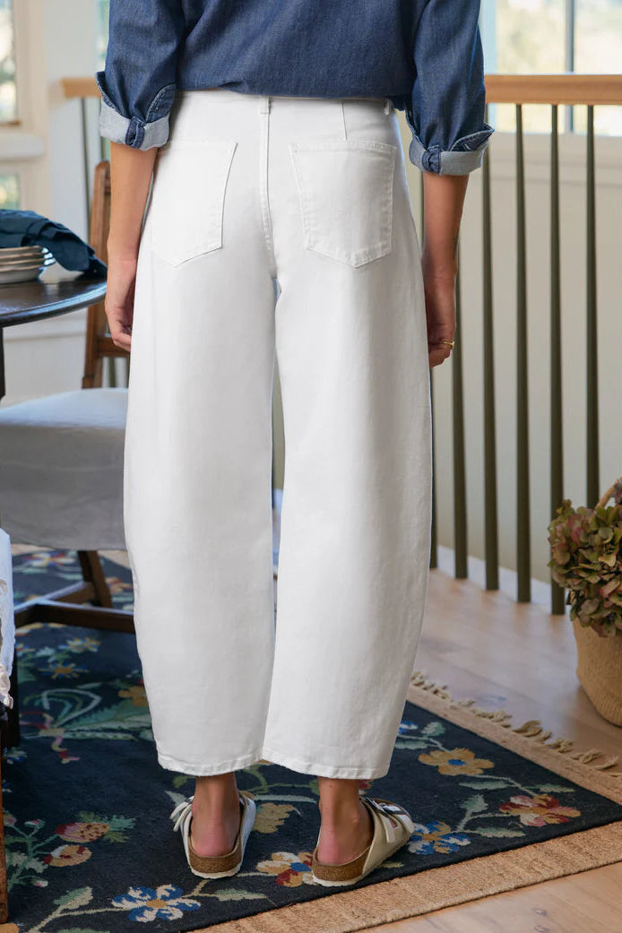 Frank & Eileen Brennan Barrel Denim Jean in White | Shop Eleanor