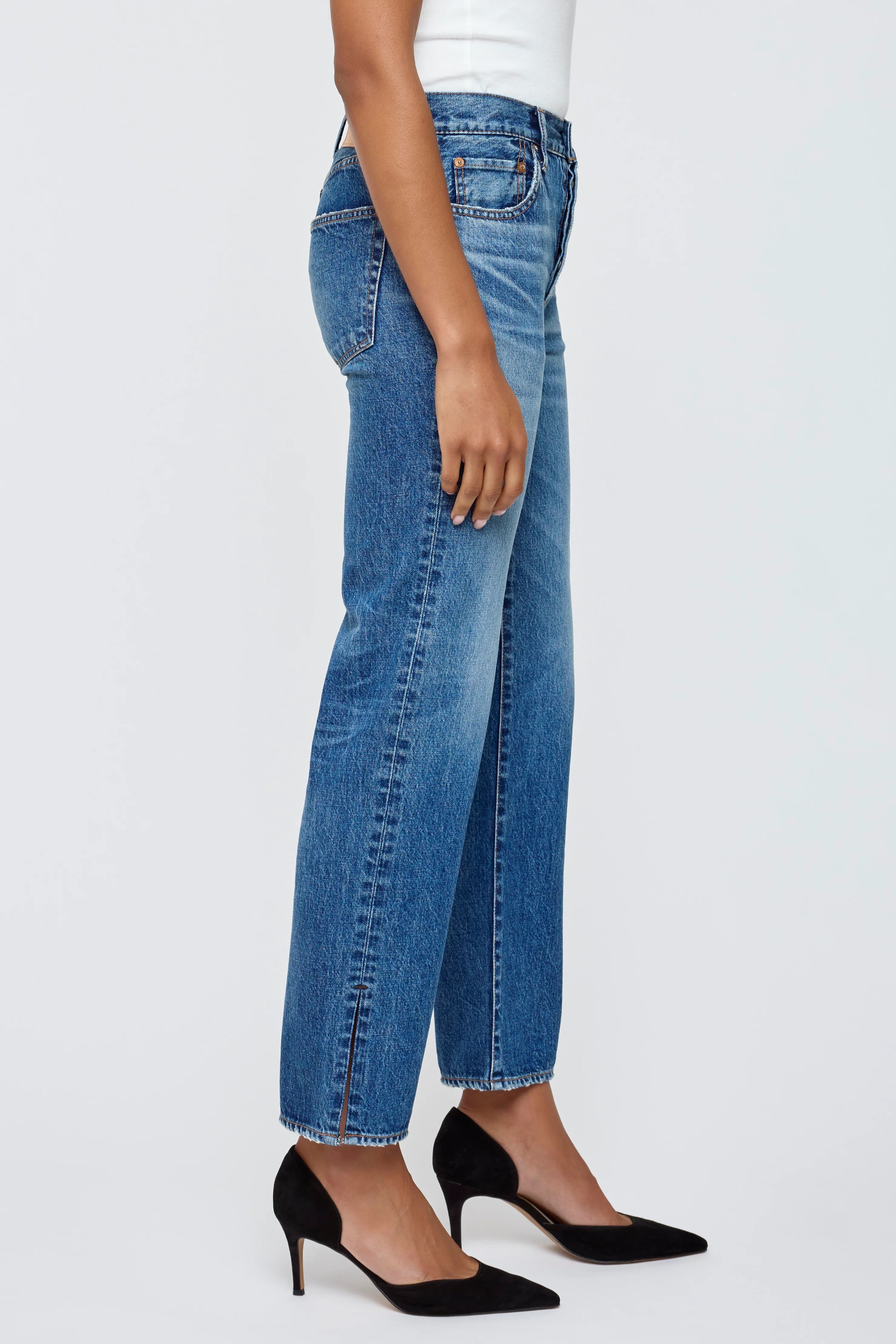 Moussy Vintage Sunset Straight Japanese Denim Jean | Shop Eleanor - Women's Luxury Boutique in Colorado