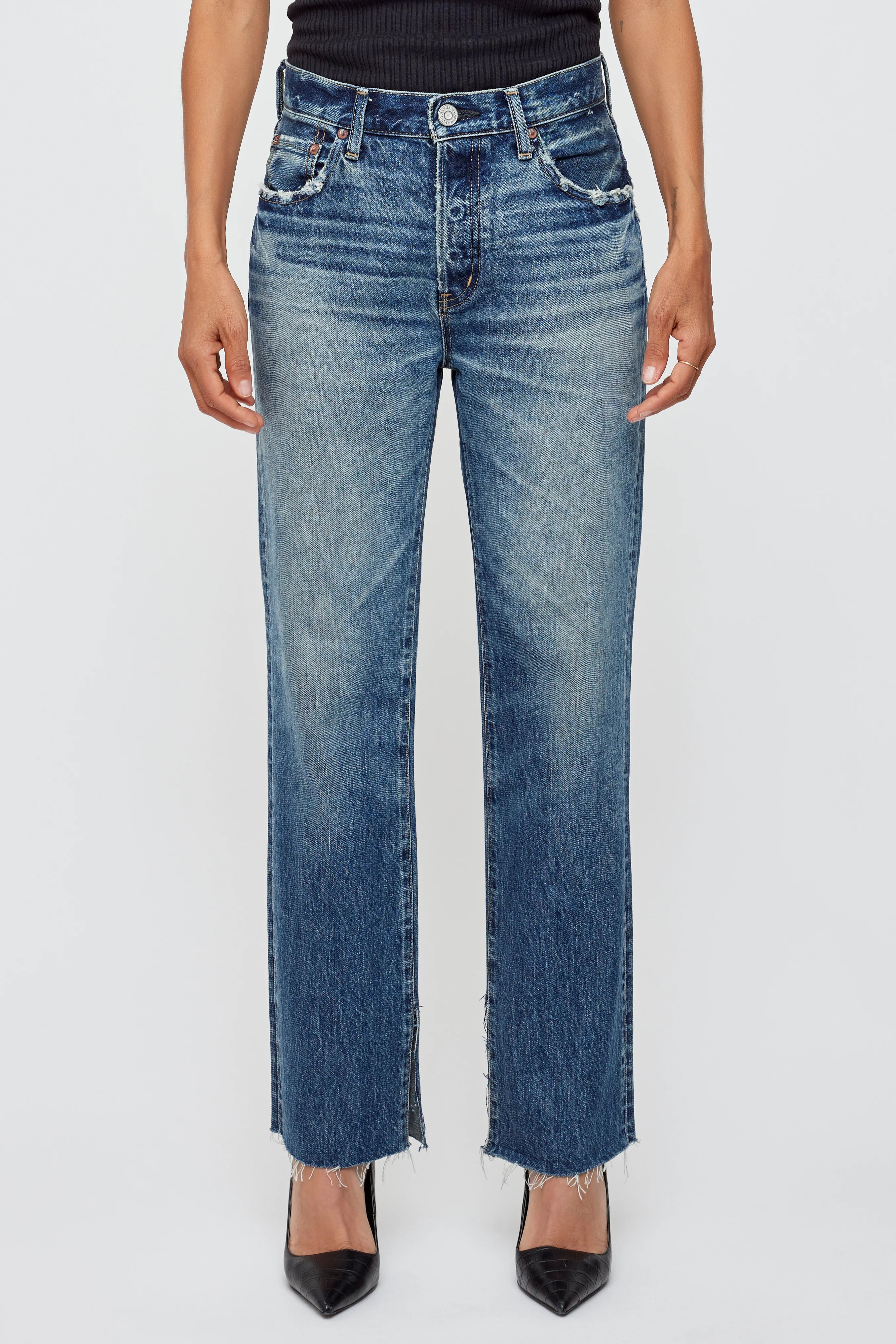 Moussy Vintage Gleason Straight Denim Jean in Blue | Shop Eleanor