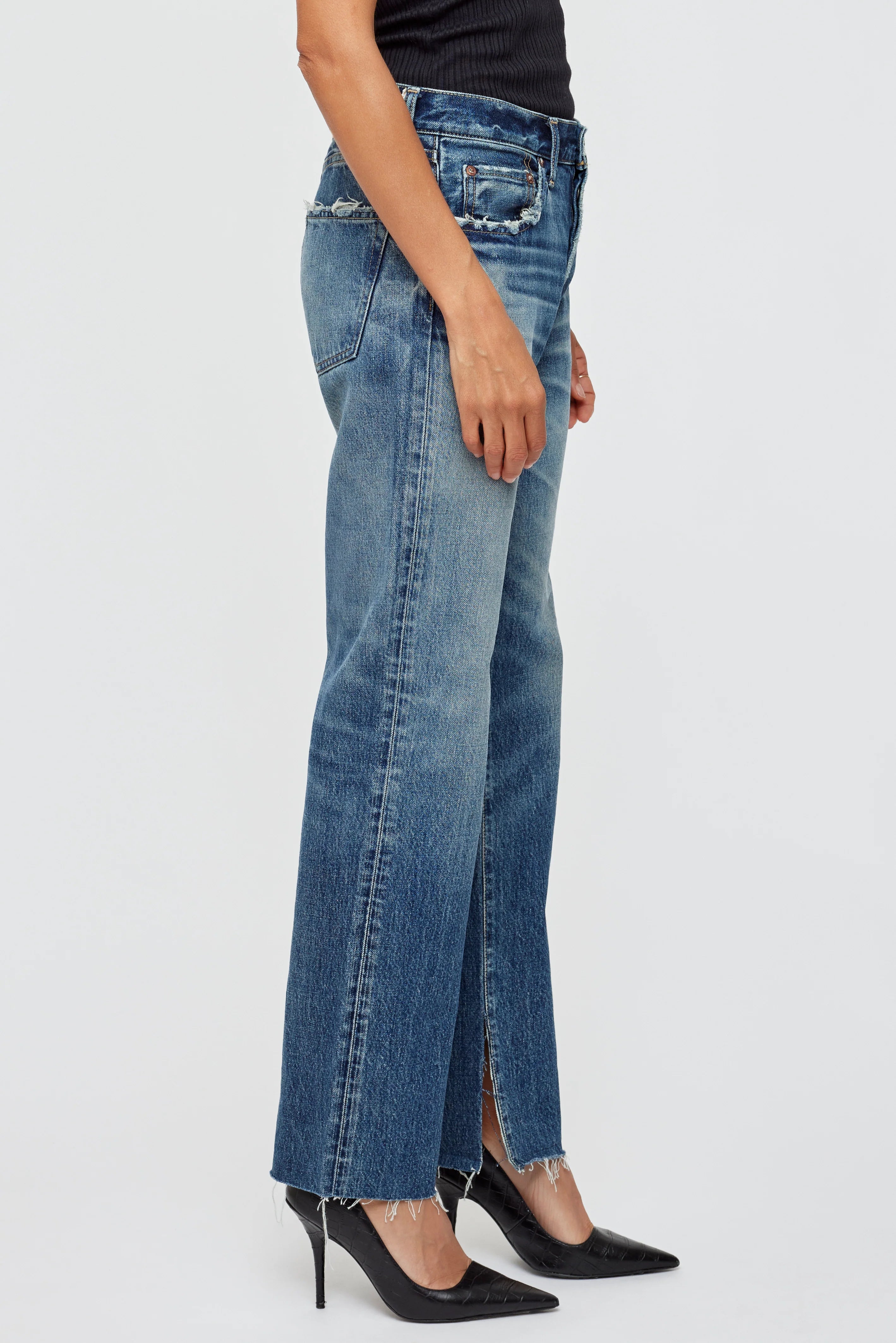 Moussy Vintage Mid-Riser Straight Leg Gleason Denim Jean in Blue | Shop Eleanor