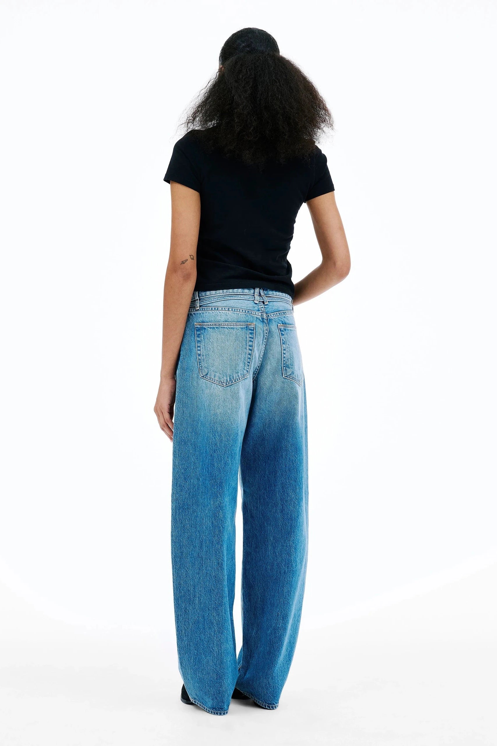 SLRVLAKE Hailey Wide Leg Curved Blue Denim Jean | Shop Eleanor - Women's Denim in CO
