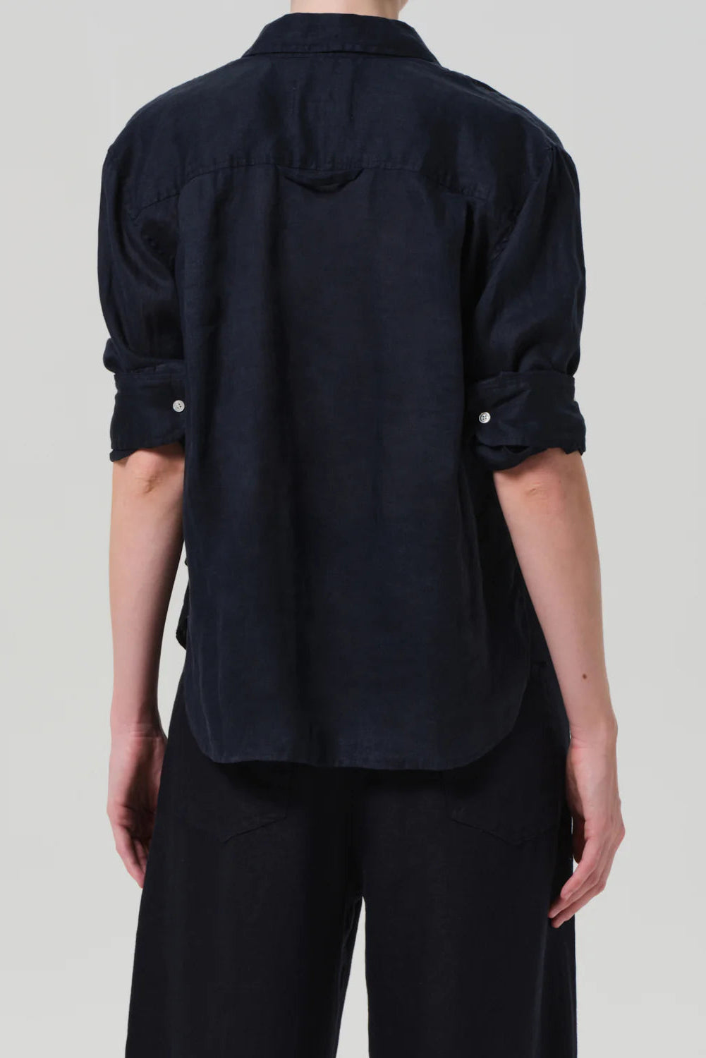 Citizens of Humanity Kayla Shrunken Breathable Linen Shirt in Navy | Shop Eleanor