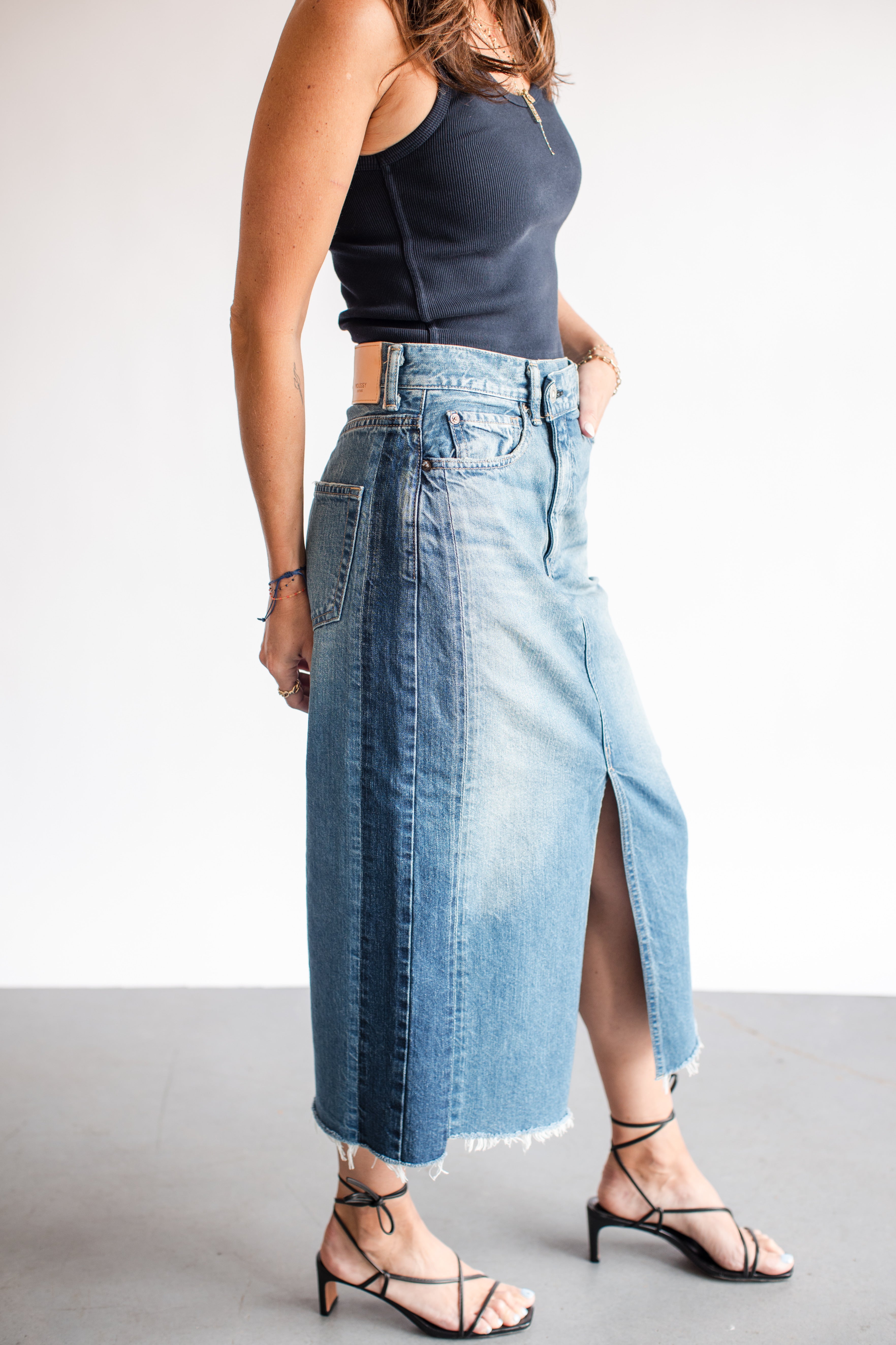 Moussy Vintage Putnam Elevated Denim Side Skirt | Shop Eleanor