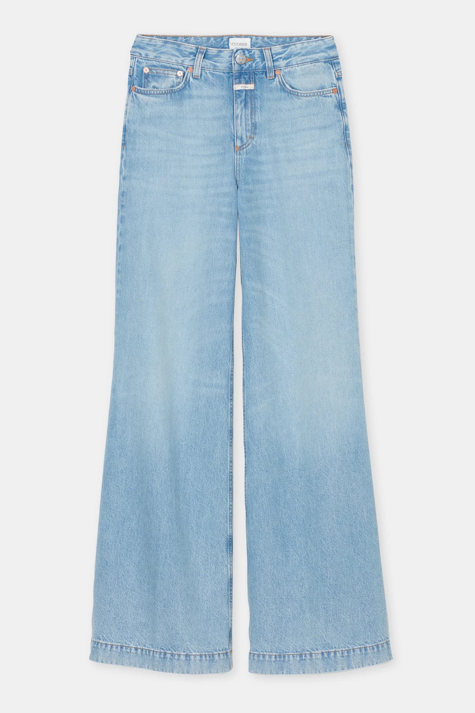 CLOSED Glow Up Jean in Light Blue | Shop Eleanor