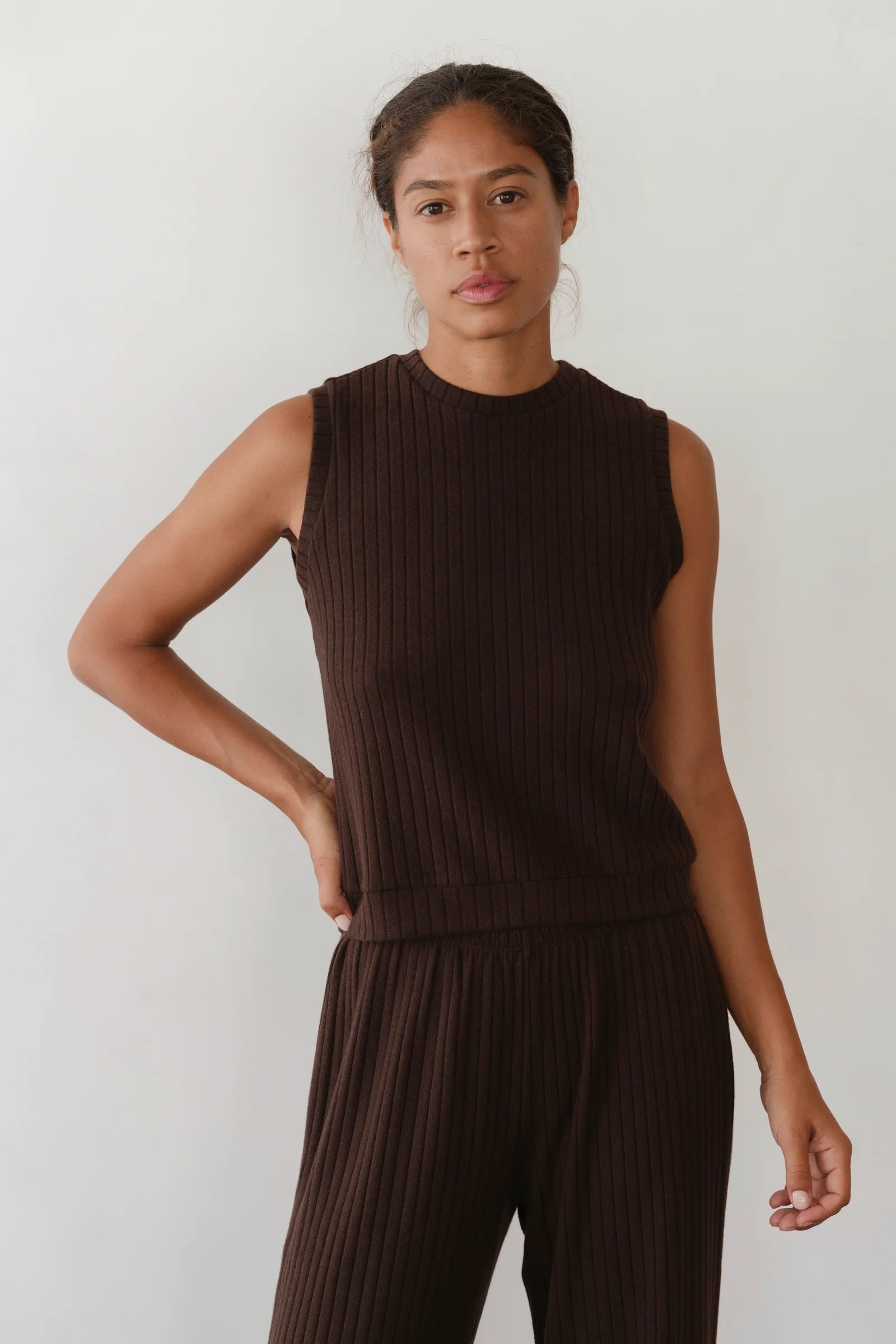 Donni Sweater Rib Shell in Espresso | Shop Eleanor - Women's Knitwear