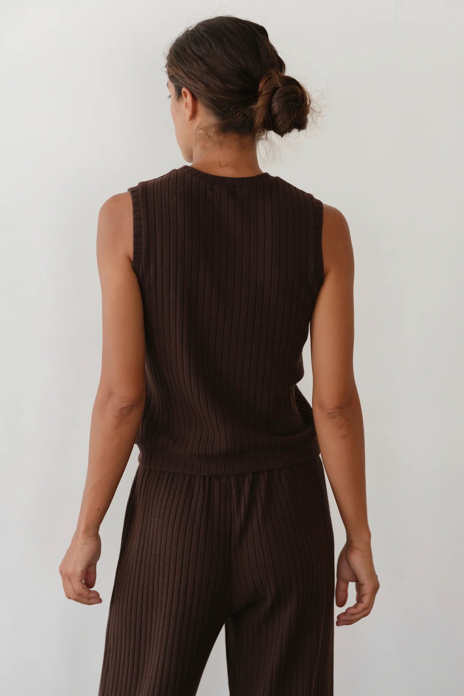 Donni Sweater Rib Shell in Espresso | Shop Eleanor - Women's Knitwear