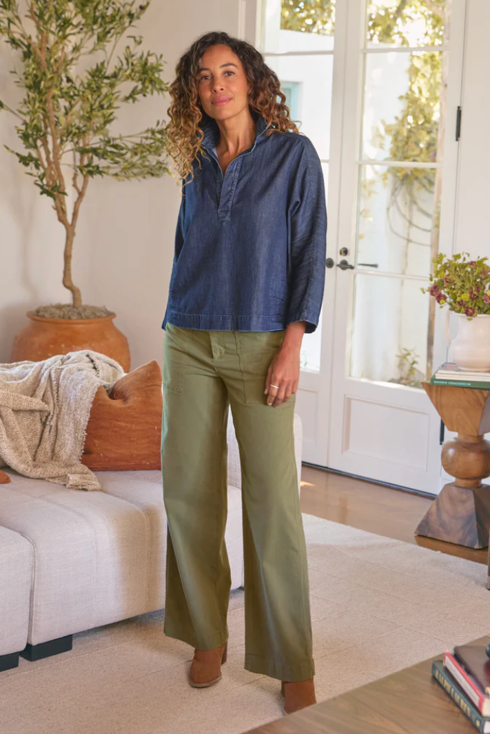 Frank & Eileen Popover Linen Shirt in Vintage Dark Wash | Shop Eleanor