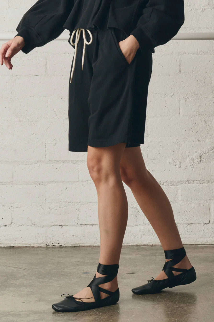 Pleated relaxed short