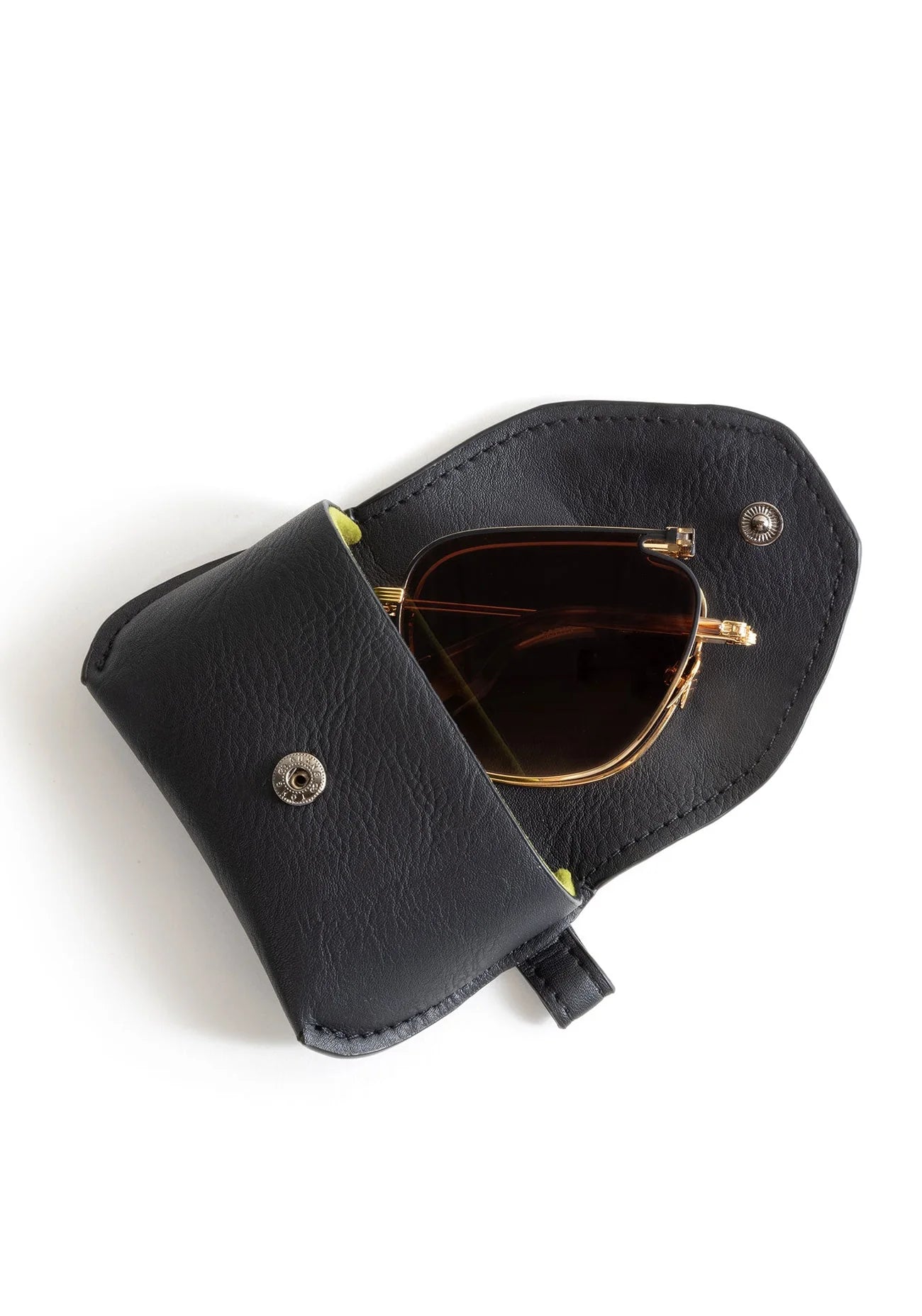 Krewe Zander Fold Sunglasses in 18K Matte Black Fade | Shop Eleanor