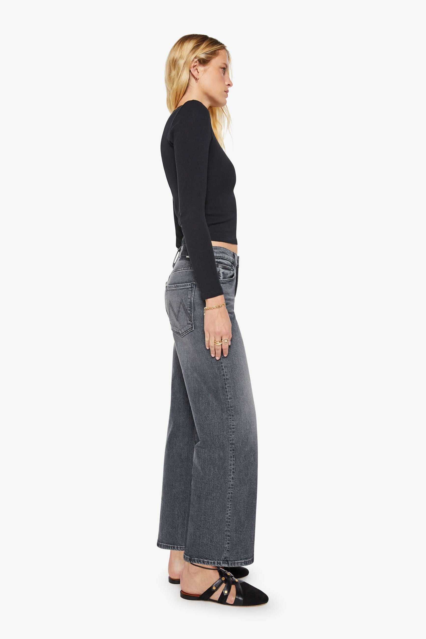 Mother Dodger Flood Faded Black Denim Jean in Outta Sight | Shop Eleanor