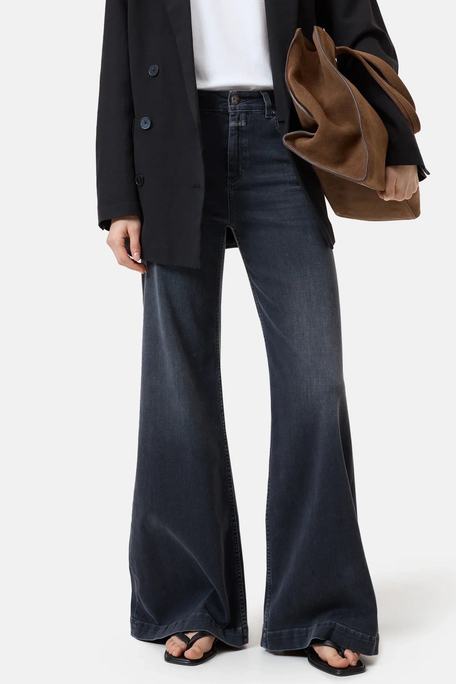CLOSED Glow Up Jean in Dark Grey | Shop Eleanor - Women's Clothing