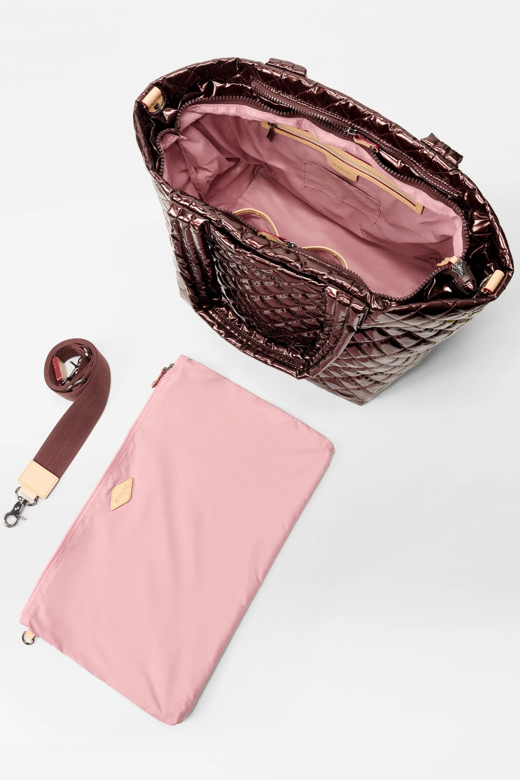 Medium Metro Tote Deluxe - Bordeaux Lacquer