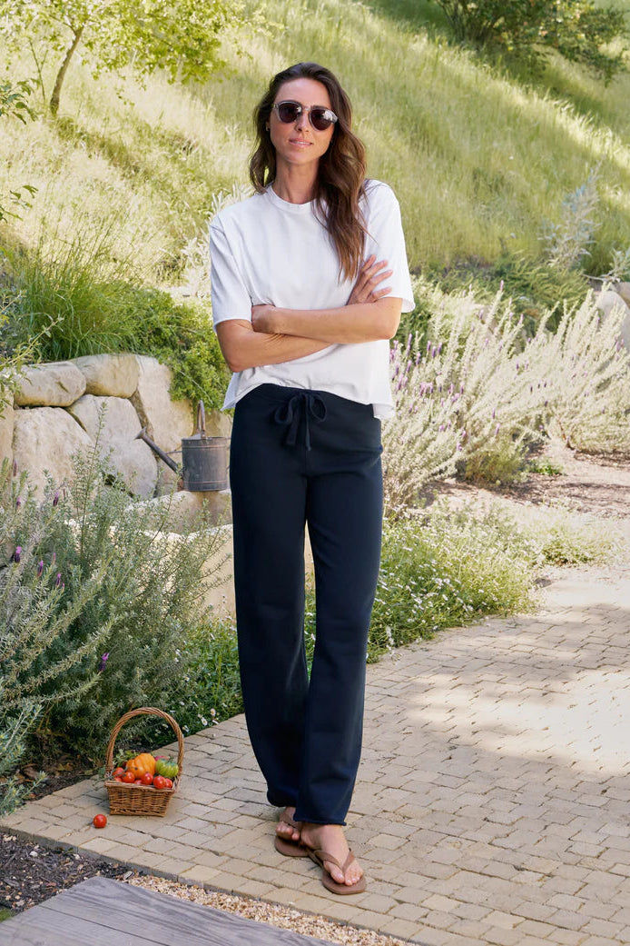 Frank & Eileen Catherine 29" Long Sweatpant in Navy | Shop Eleanor