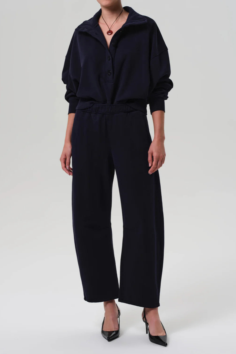 Citizens of Humanity Miro Sweatpant in Navy | Shop Eleanor 