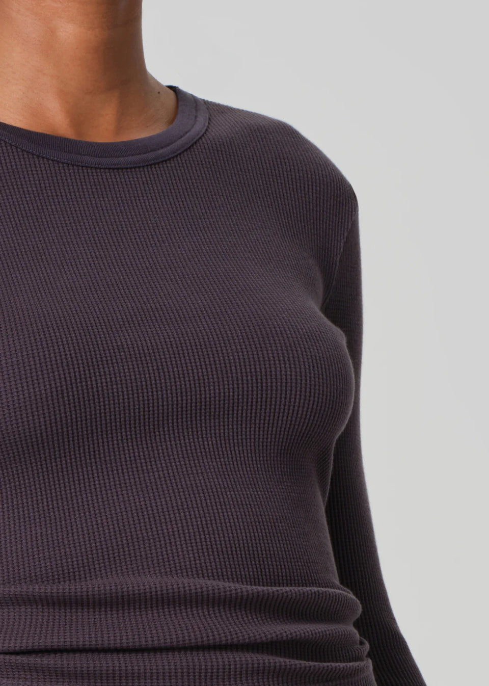 Citizens of Humanity Basic Pilar Crewneck in Charcoal | Shop Eleanor