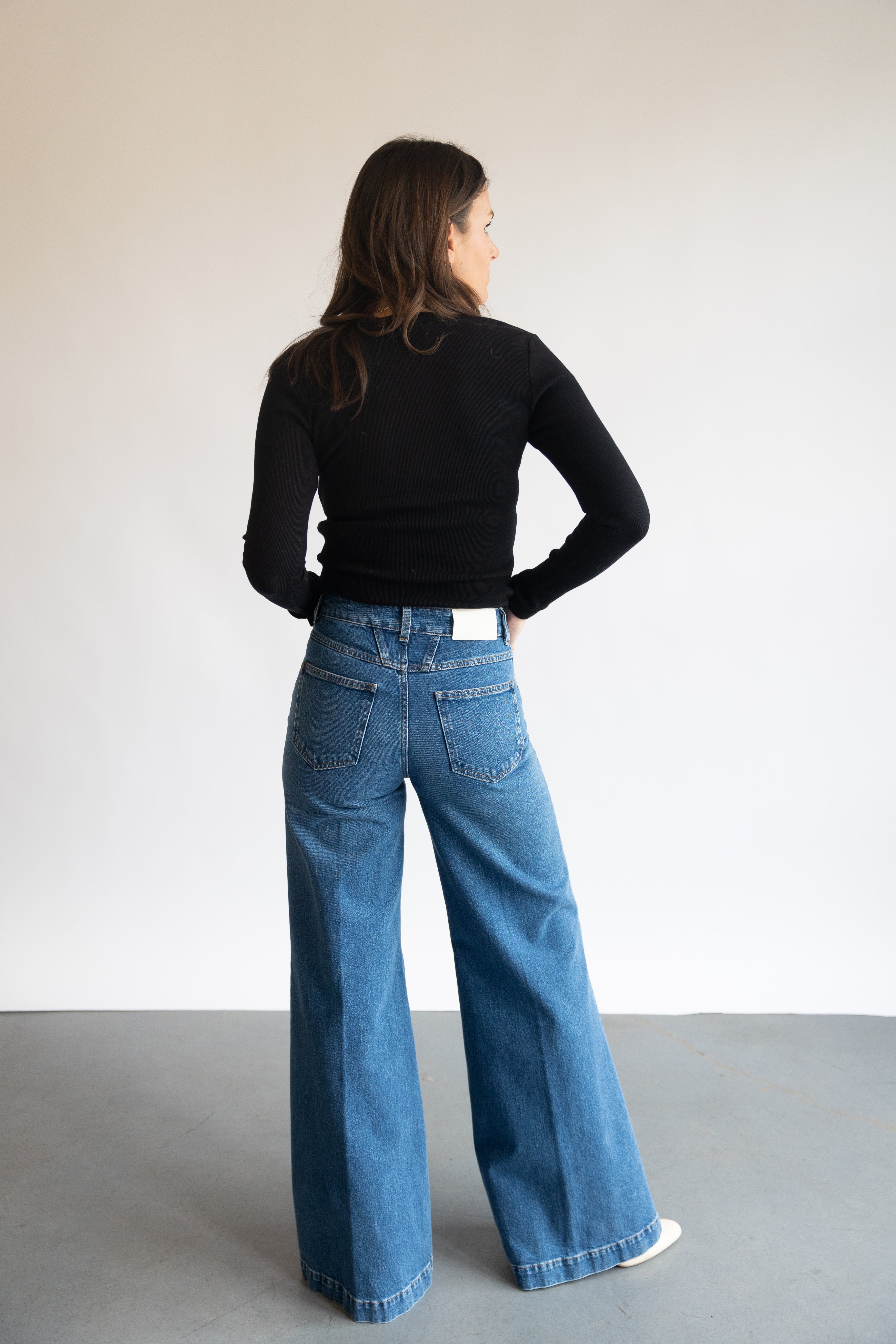 The Closed Denim Glow-Up Pant in Mid Blue | Shop Eleanor 