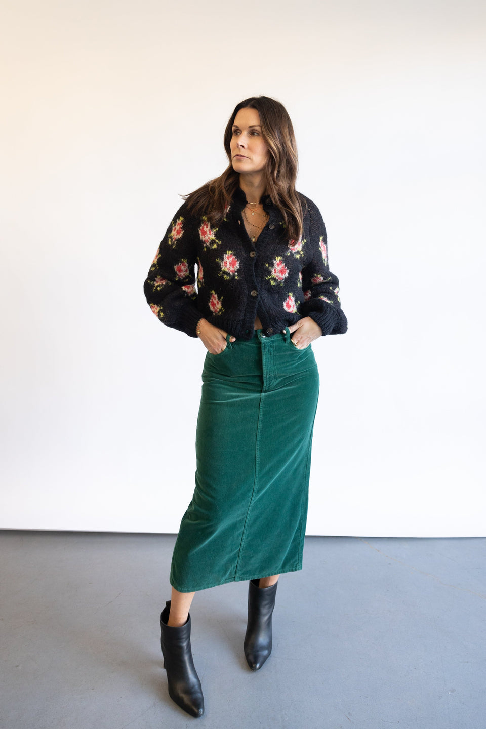 The Great Velvet Column Skirt in Emerald | Shop Eleanor