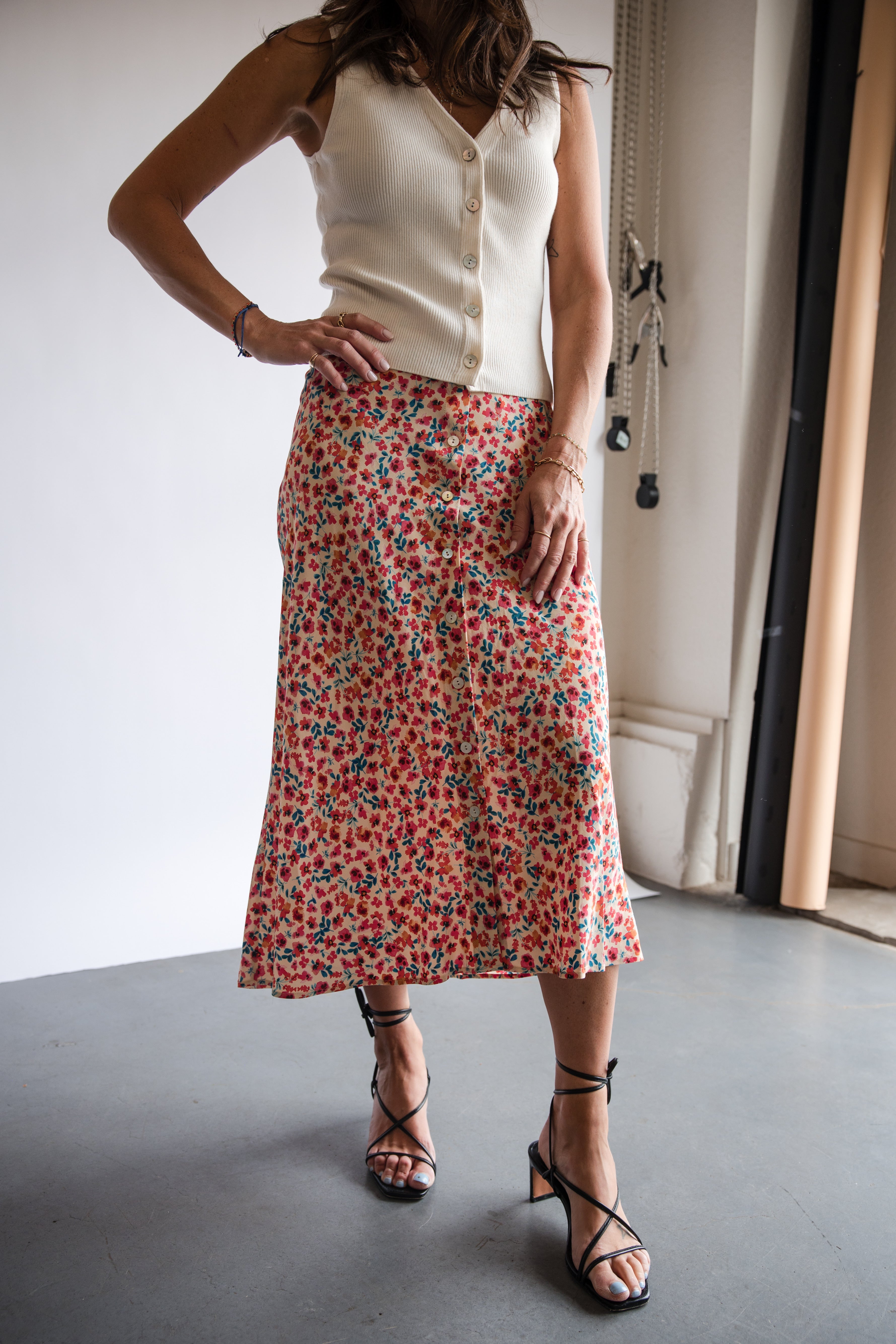 Rails Rosetta Button Front Skirt in Red Posy | Shop Eleanor