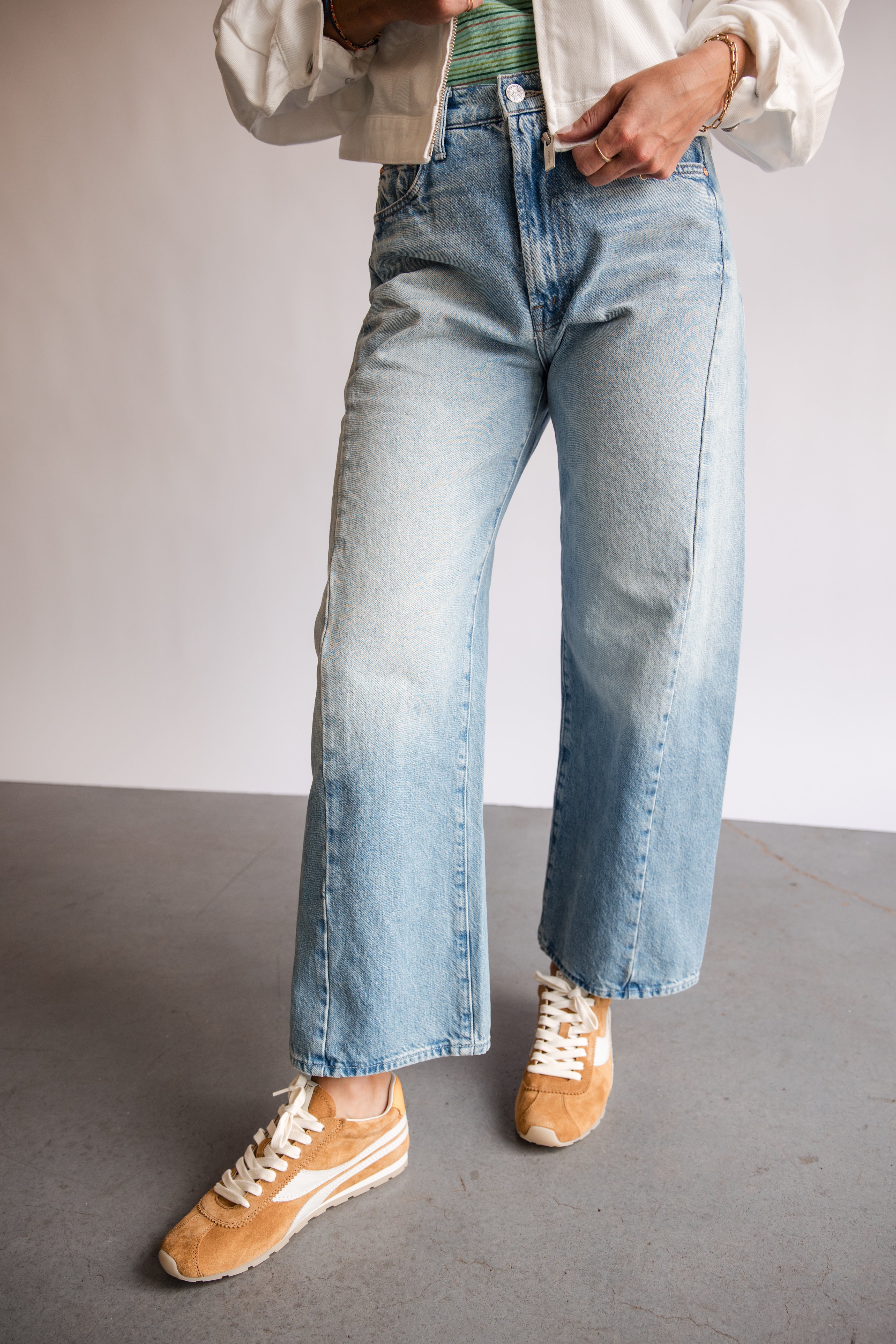 Mother Denim Half Pipe Ankle Jeans in Light wash TRL | Shop Eleanor