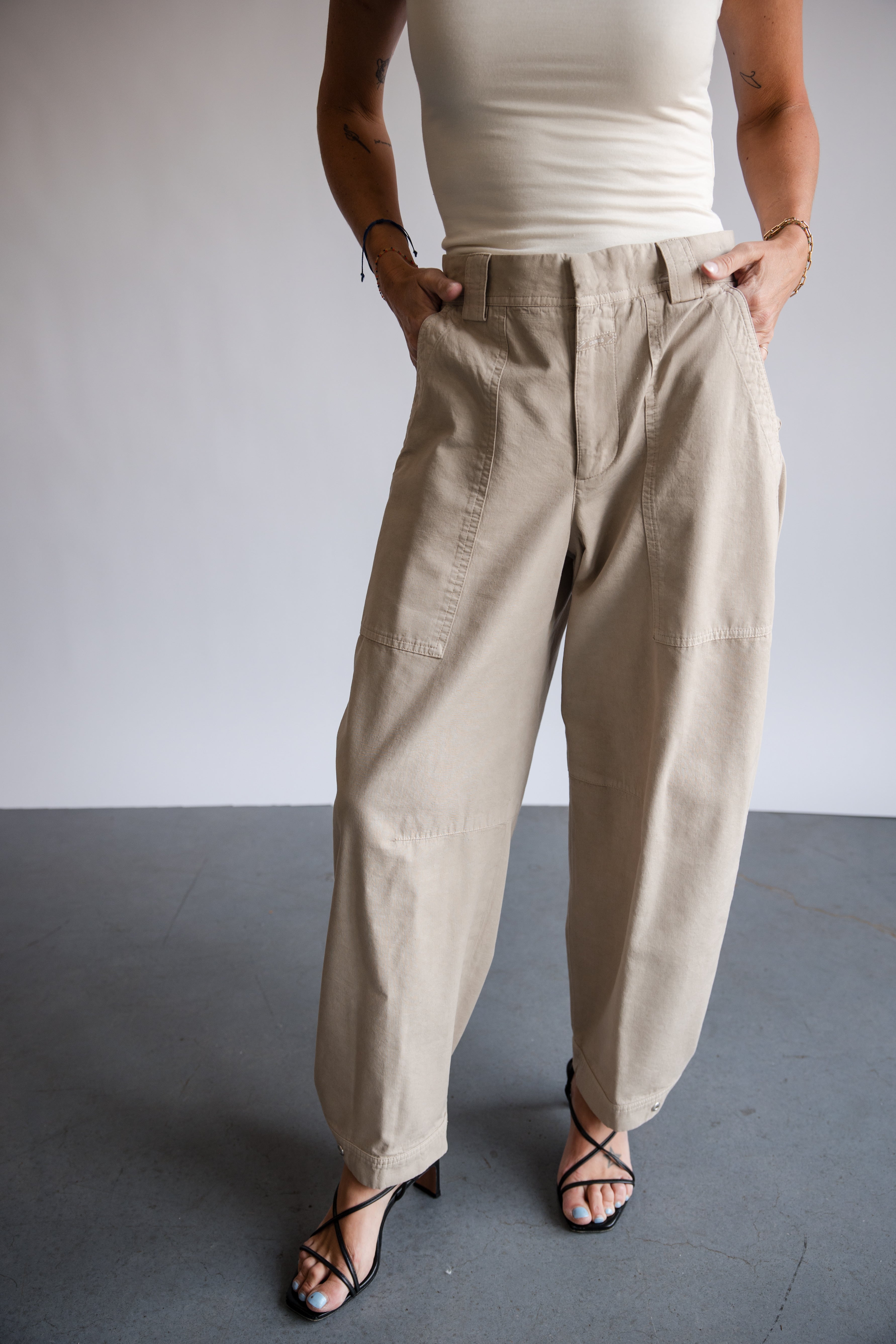 CLOSED Rhannon Pant in Soft Beige | Shop Eleanor