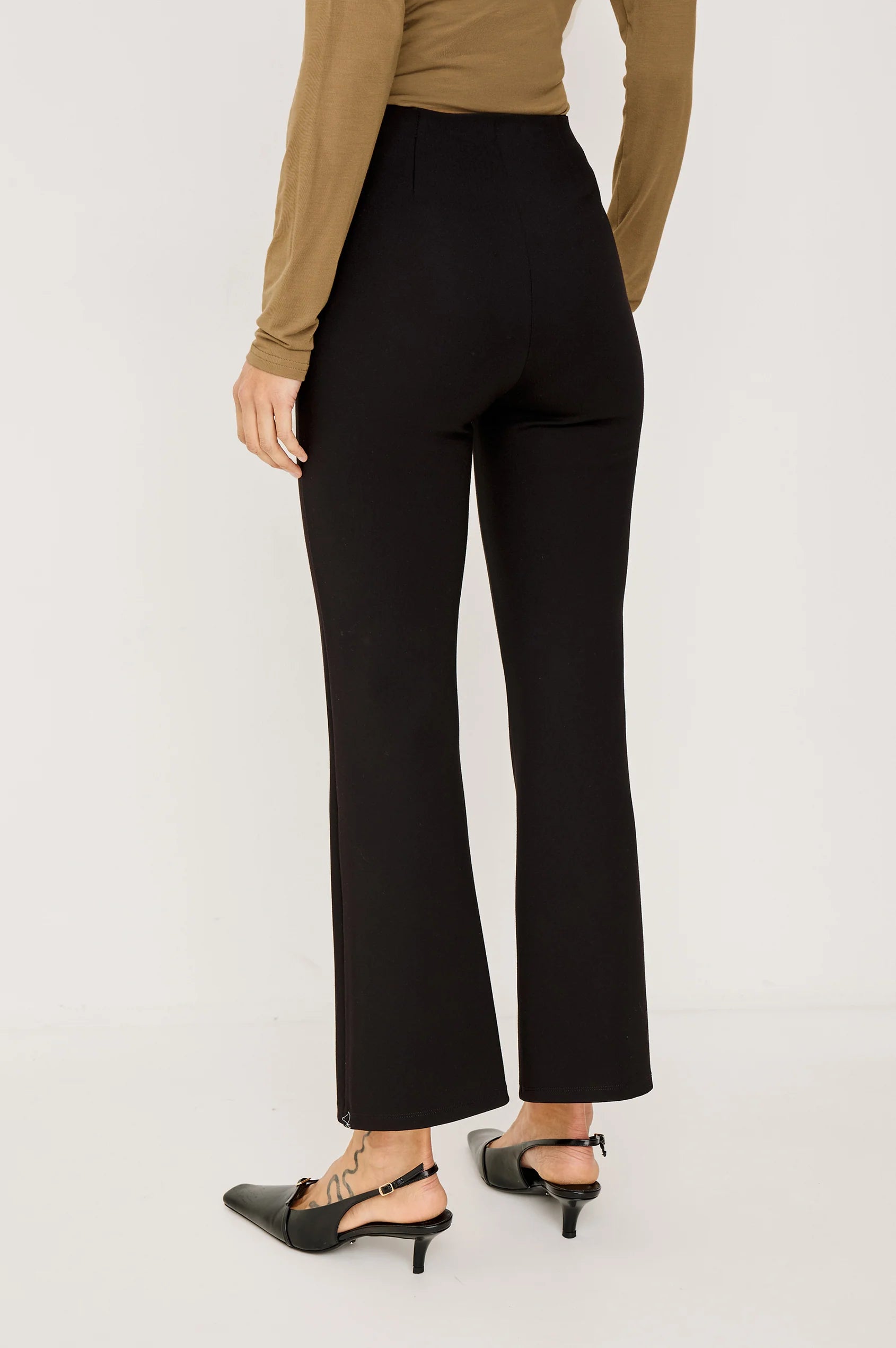Rails Auray Cropped Trouser in Black | Shop Eleanor - Women's Bottoms