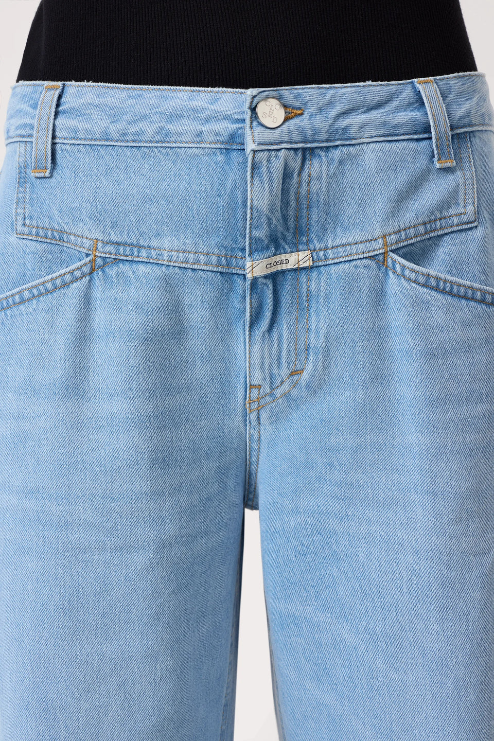 CLOSED Stover Jean X-Pocket in Light Blue | Shop Eleanor