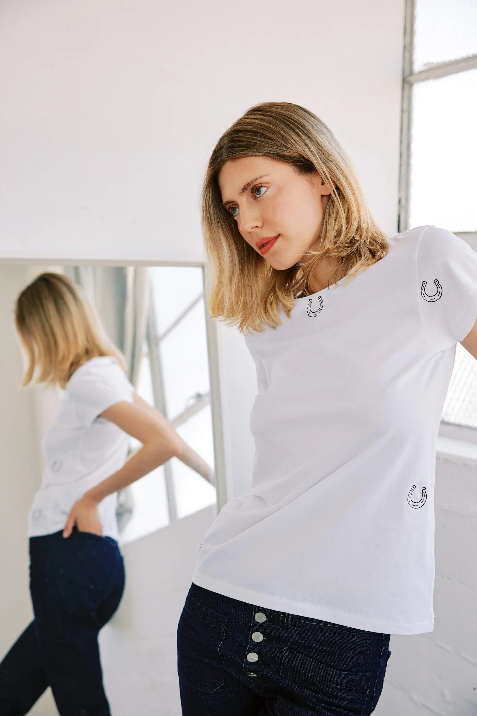 Catherine Gee Short Sleeve Horseshoe tee | Shop Eleanor