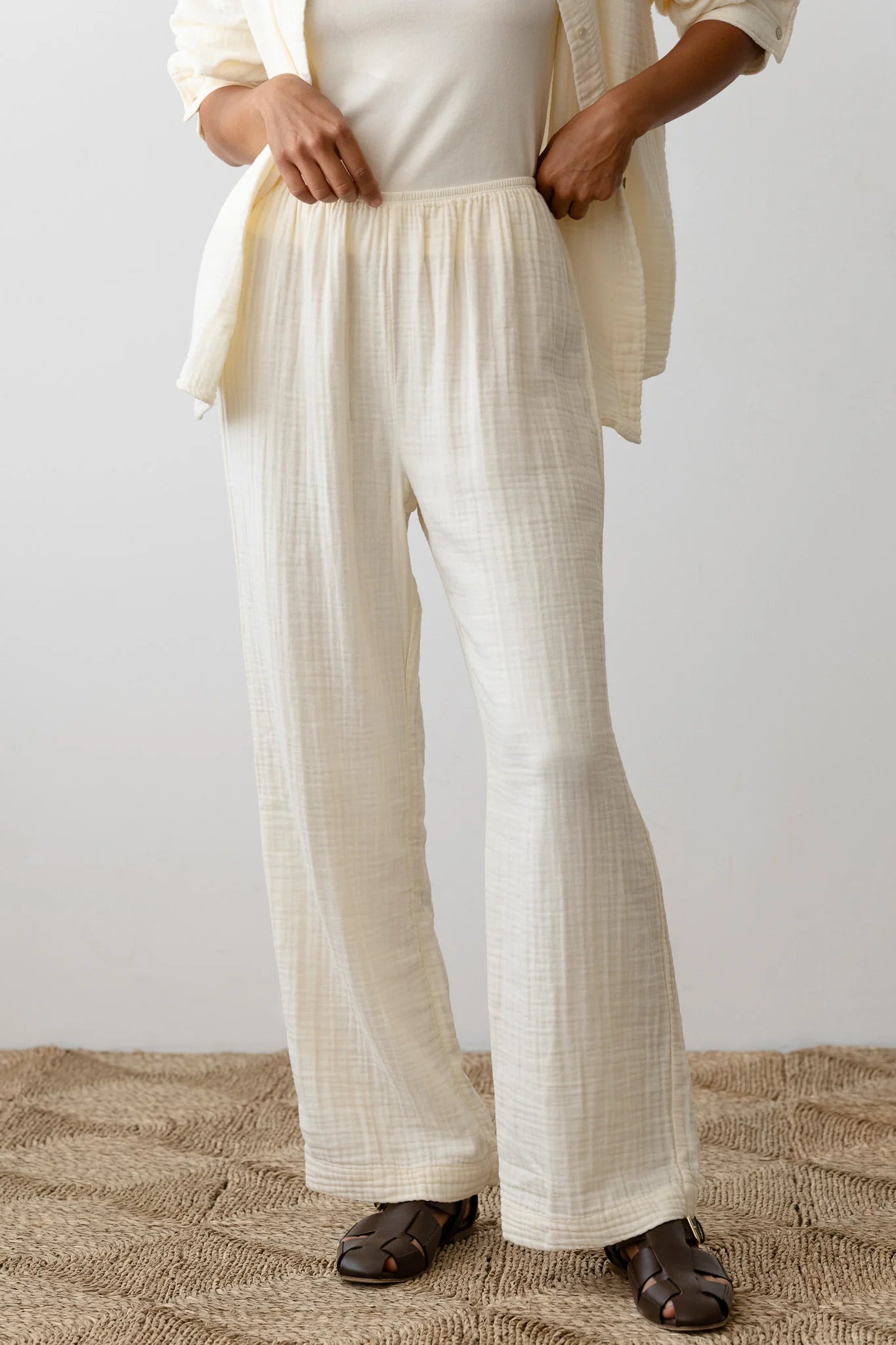 Donni Wide Leg Cropped Bubble Simple Pant in Creme | Shop Eleanor