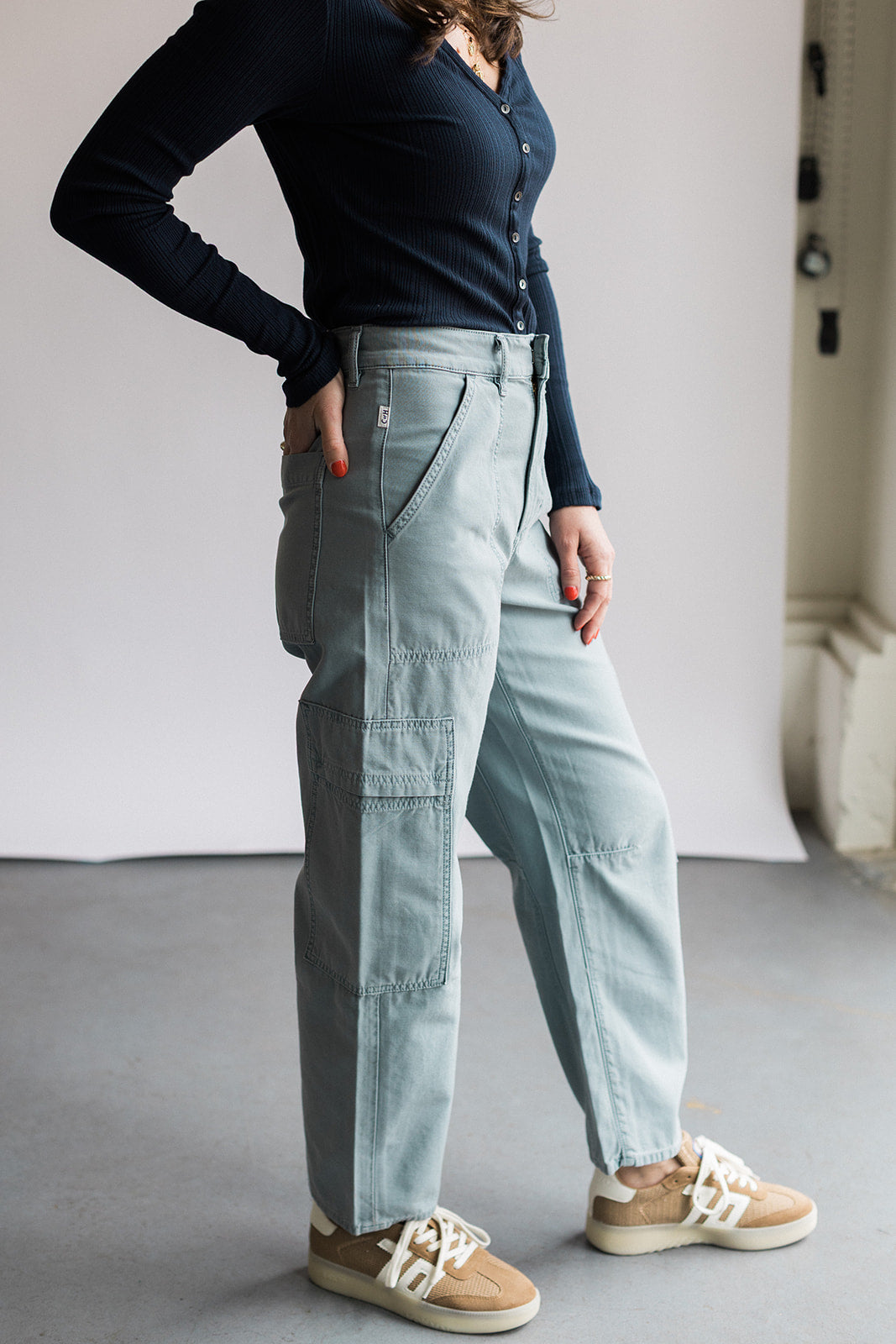 Citizens of Humanity Marcelle Low Slung Cargo Pocket Pant in Hematite | Shop Eleanor