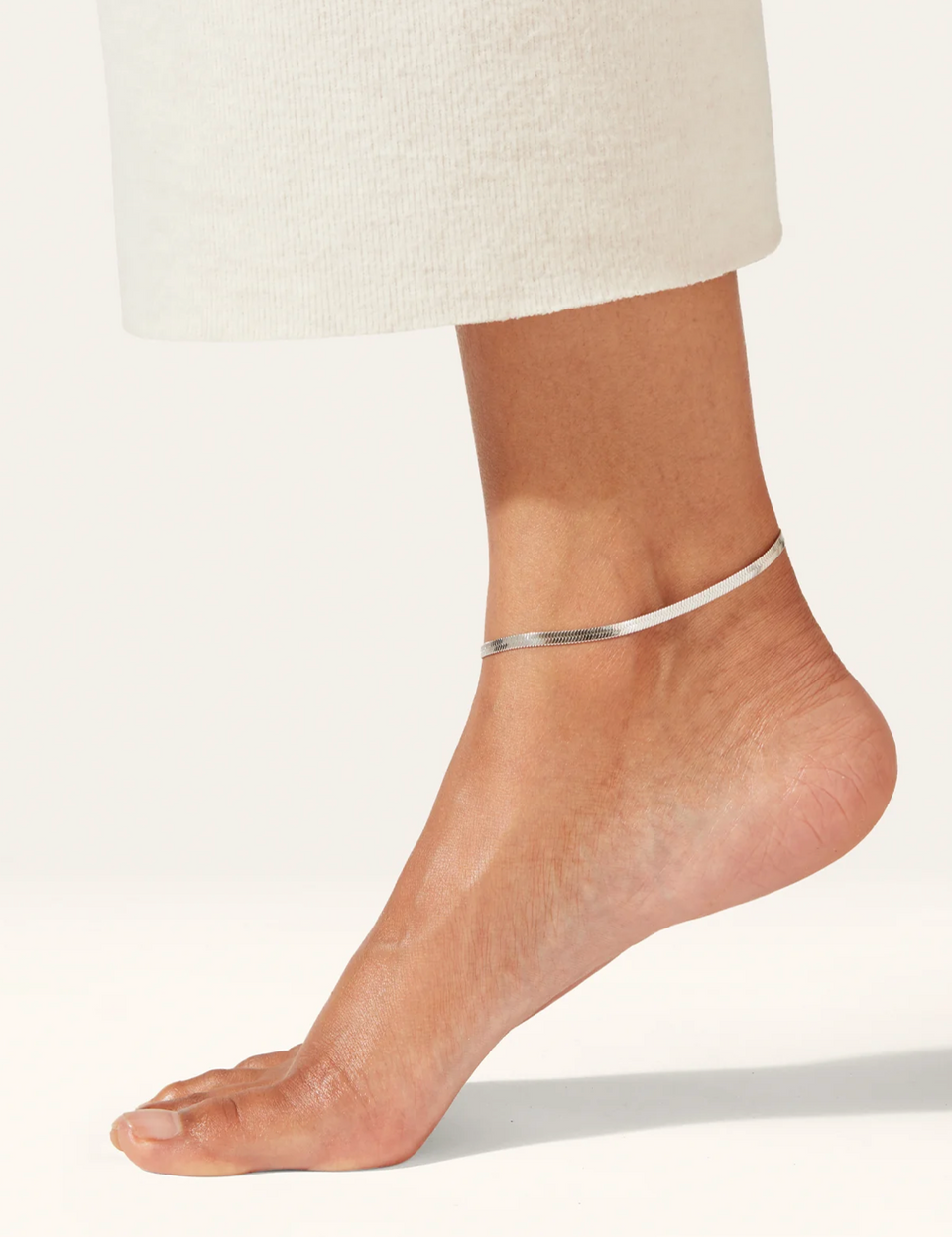 The Jenny Bird Zeina Anklet in Silver 