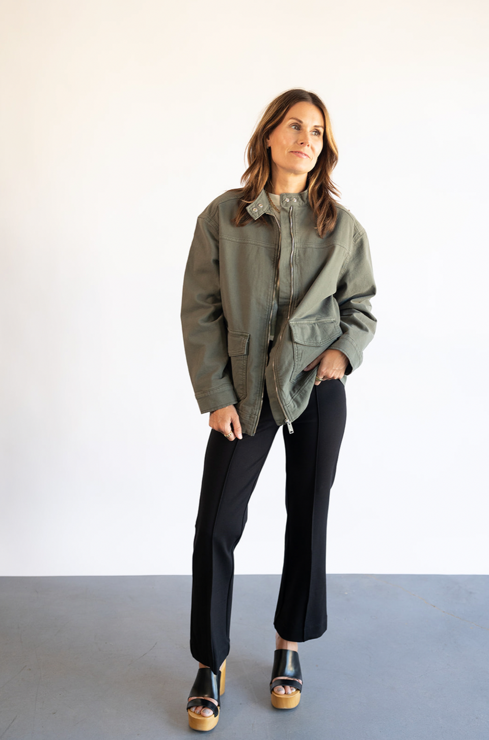 The ANINE BING Henry Jacket in Army Green