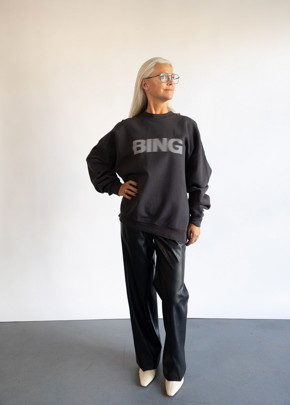 The Anine Bing Miles Blur Sweatshirt  in Vintage Black