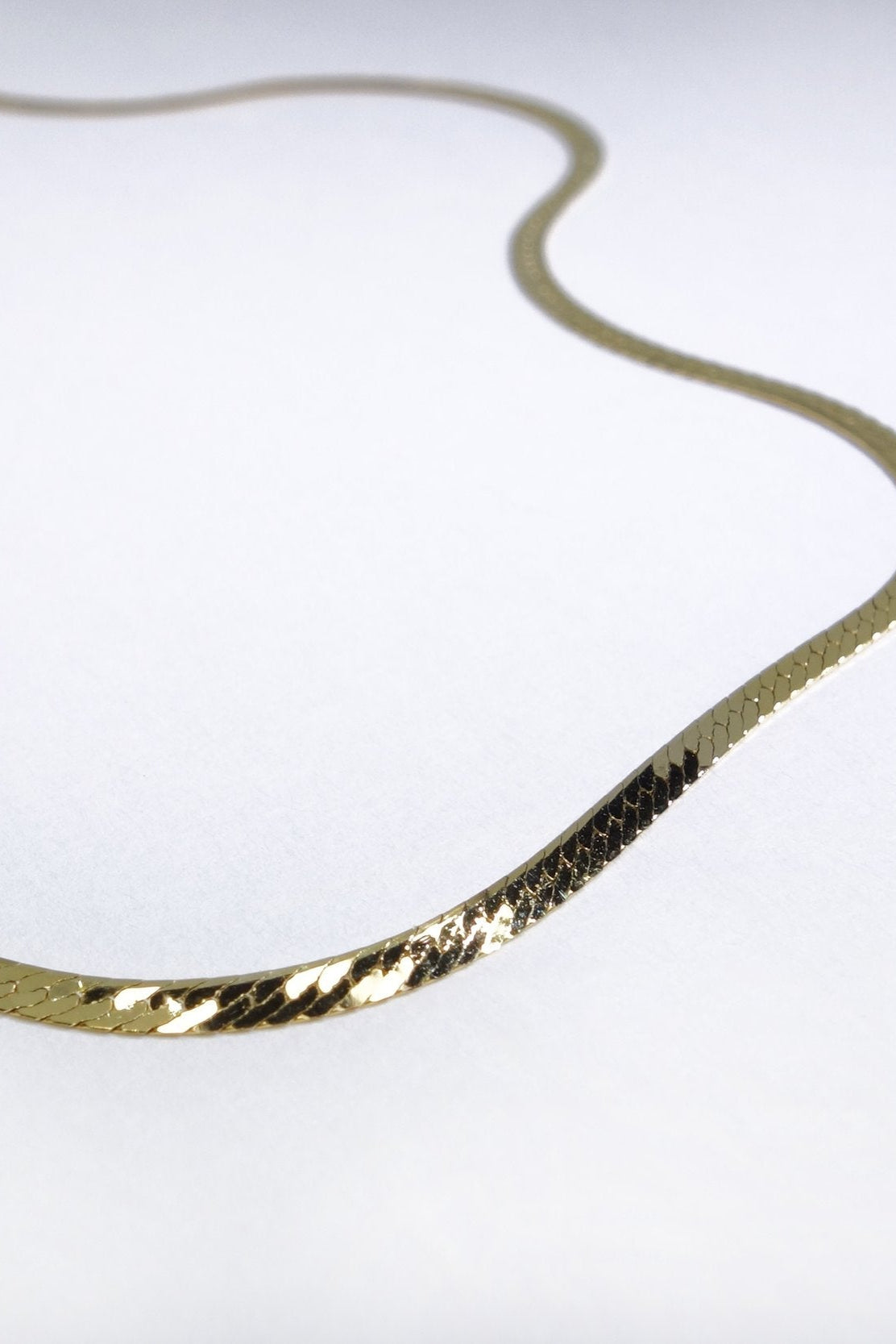 Talisman Skinny Flow Chain in Gold | Shop Eleanor - Women's Jewelry