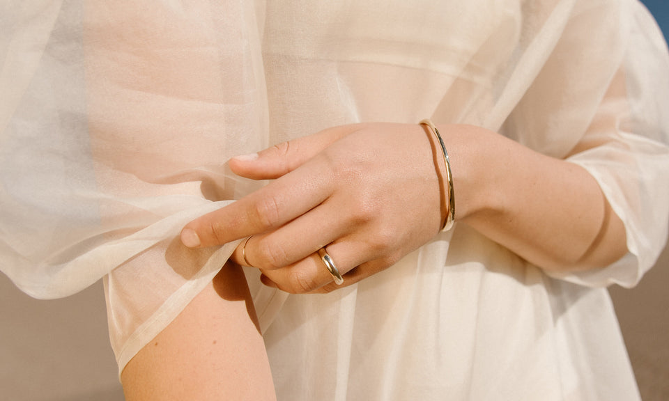 Talisman Goldyn Hammered Band | Shop Eleanor 