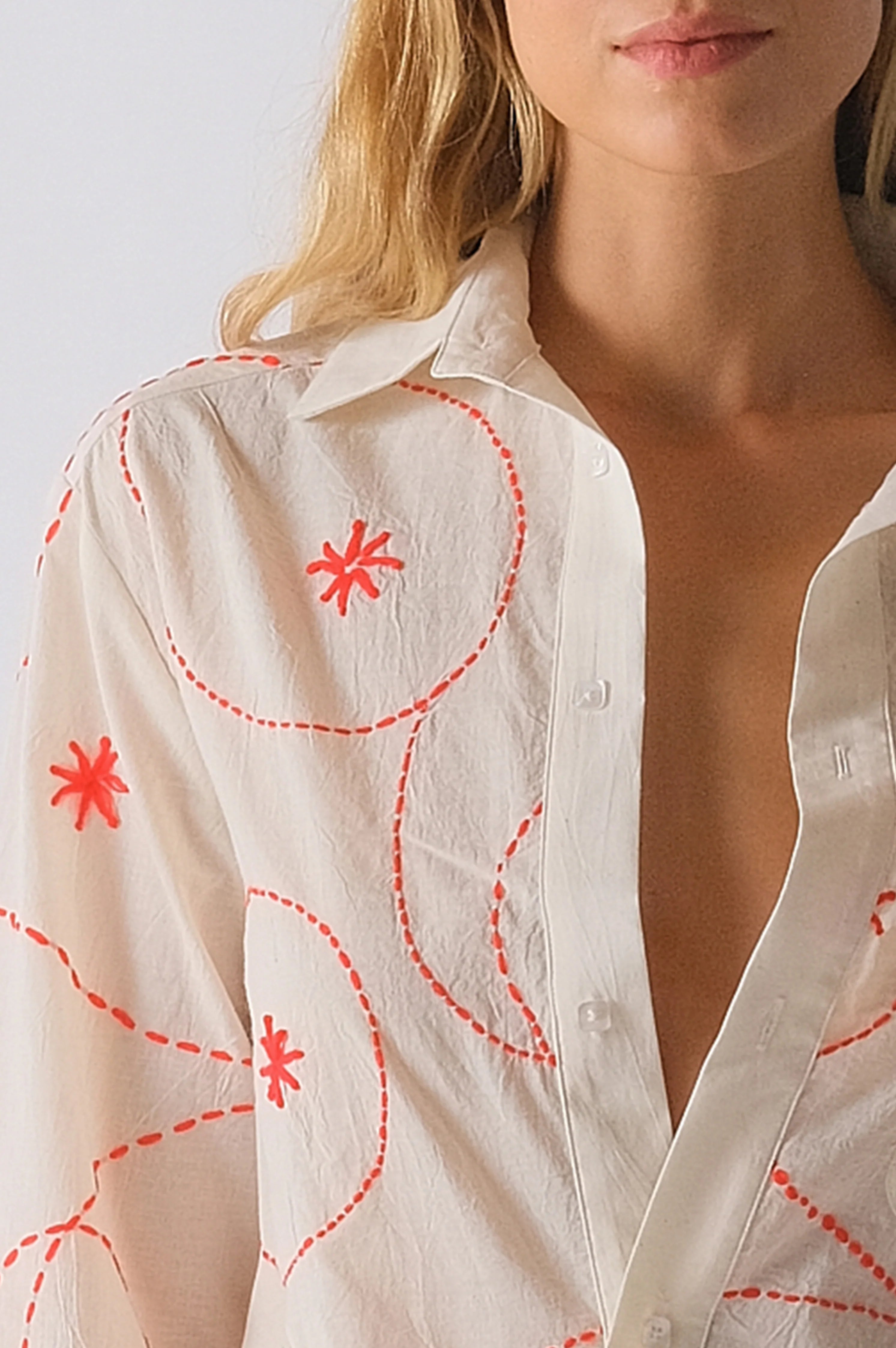 Cissa The Daily Shirt in Estrella Handstitch Embroidery | Shop Eleanor