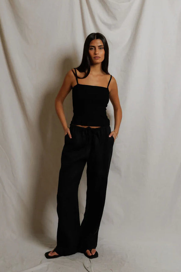 Lorana Pant
